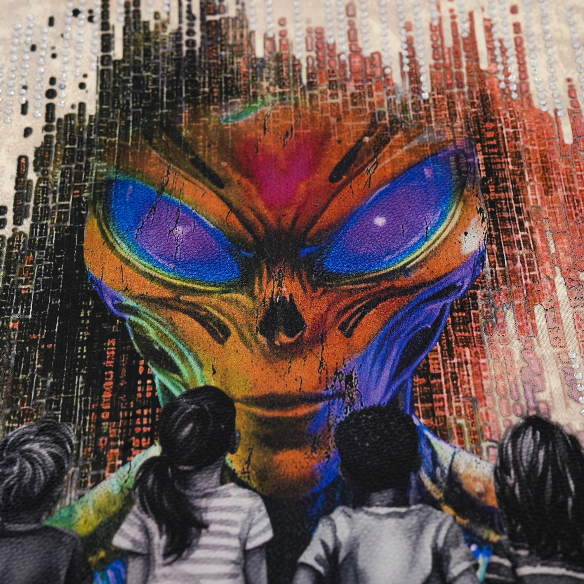 Kid's Battle Against Alien Cropped T-Shirt - Image 4