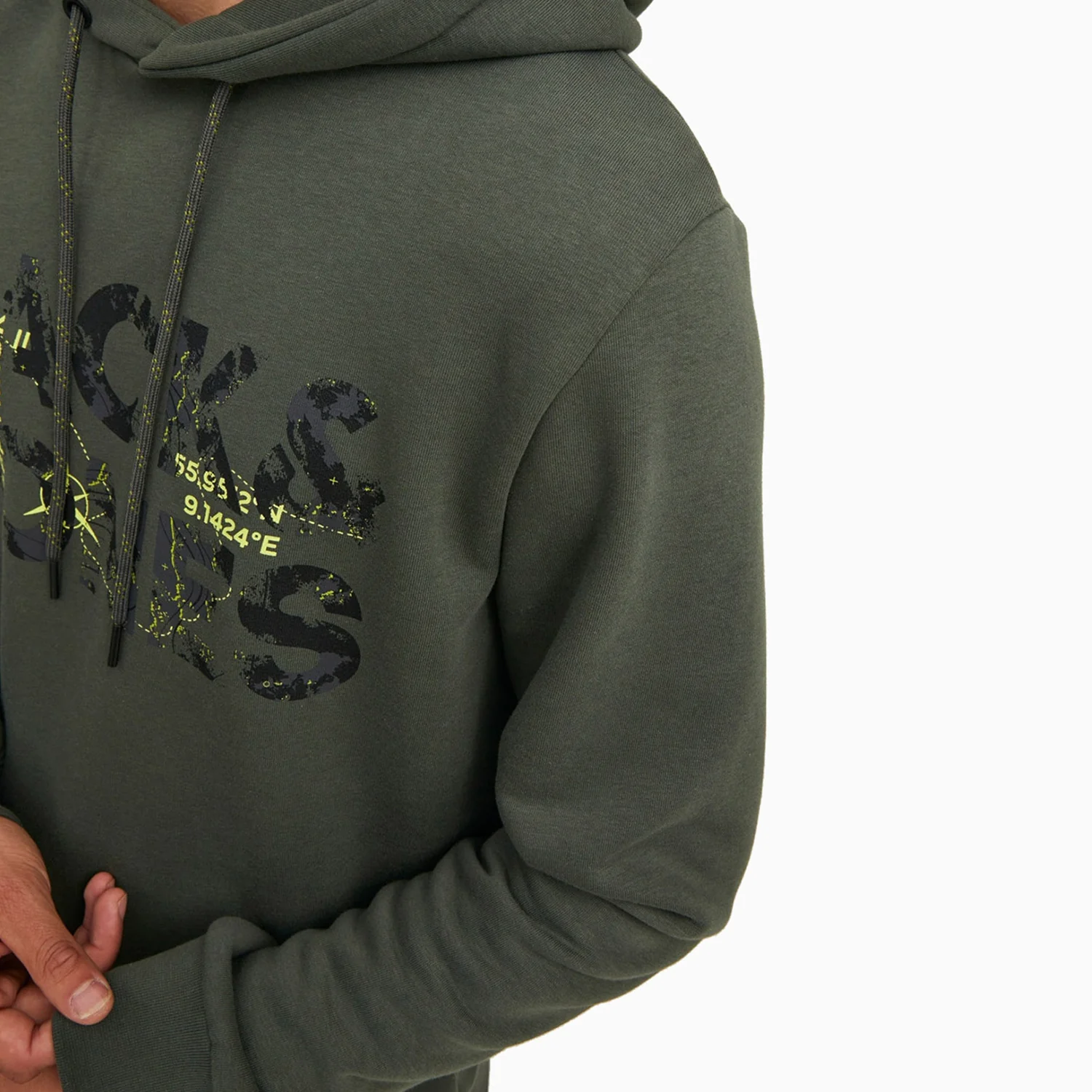 Men's Large Logo Pull Over Hoodie - Image 4