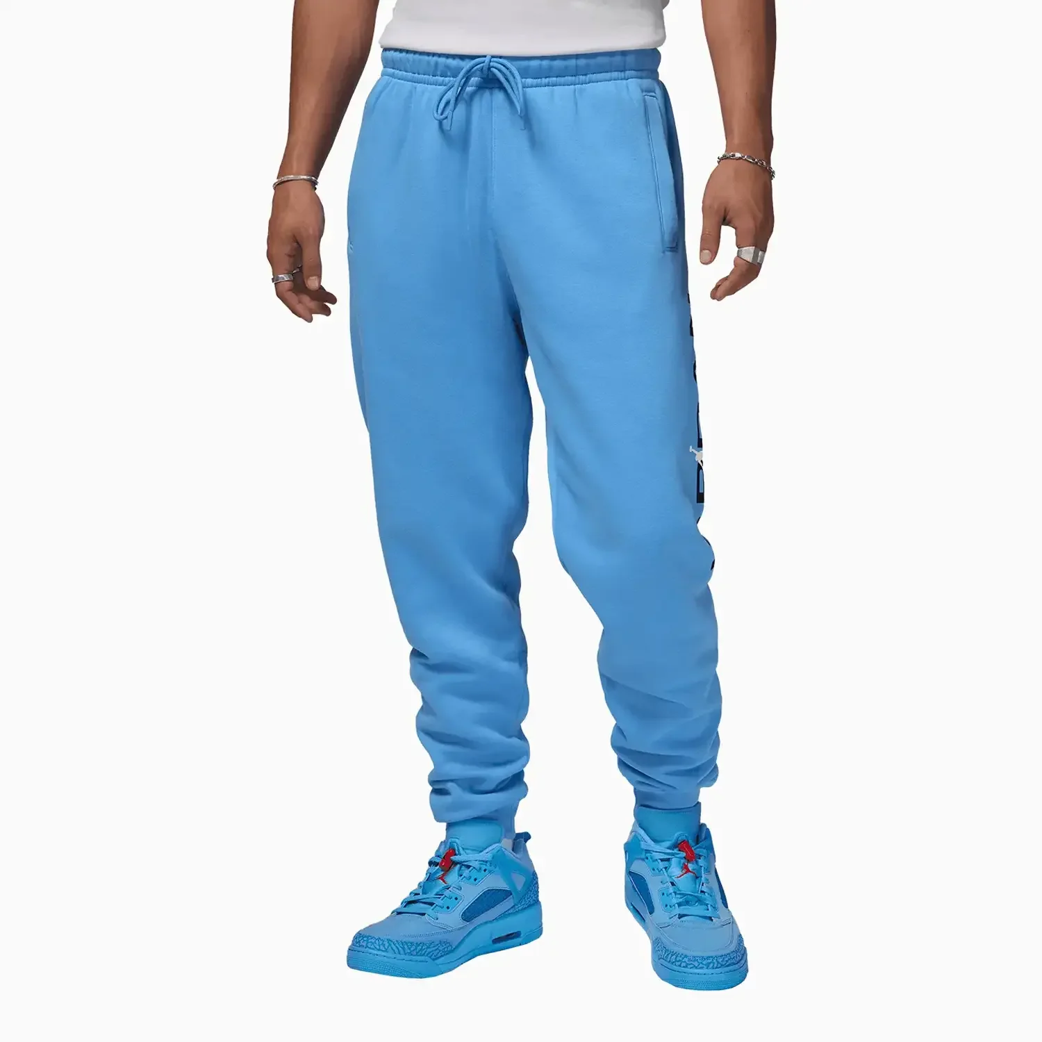 Men's Essentials Air Stretch Fleece Outfit - Image 3