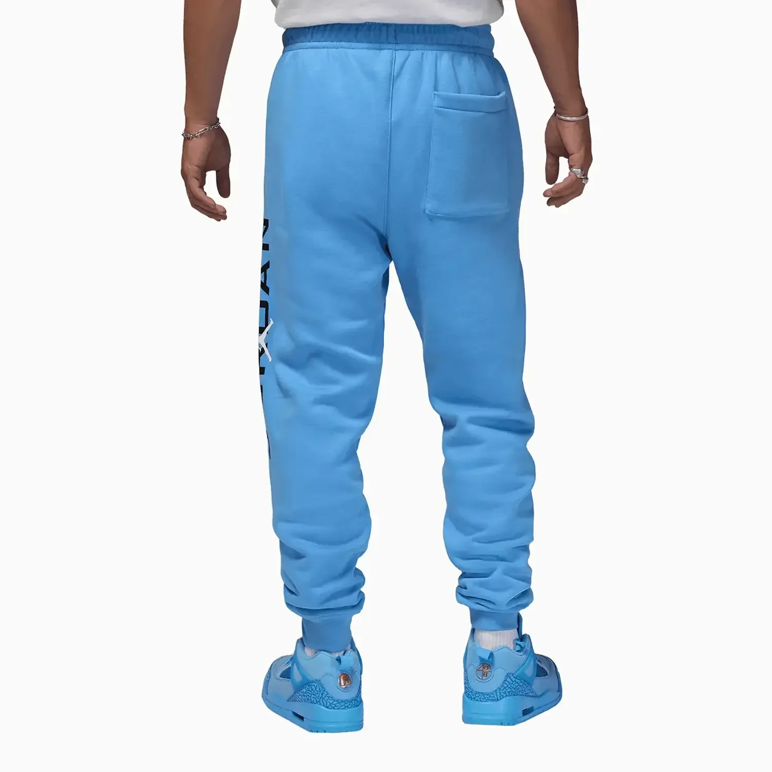 Men's Essentials Air Stretch Fleece Outfit - Image 6
