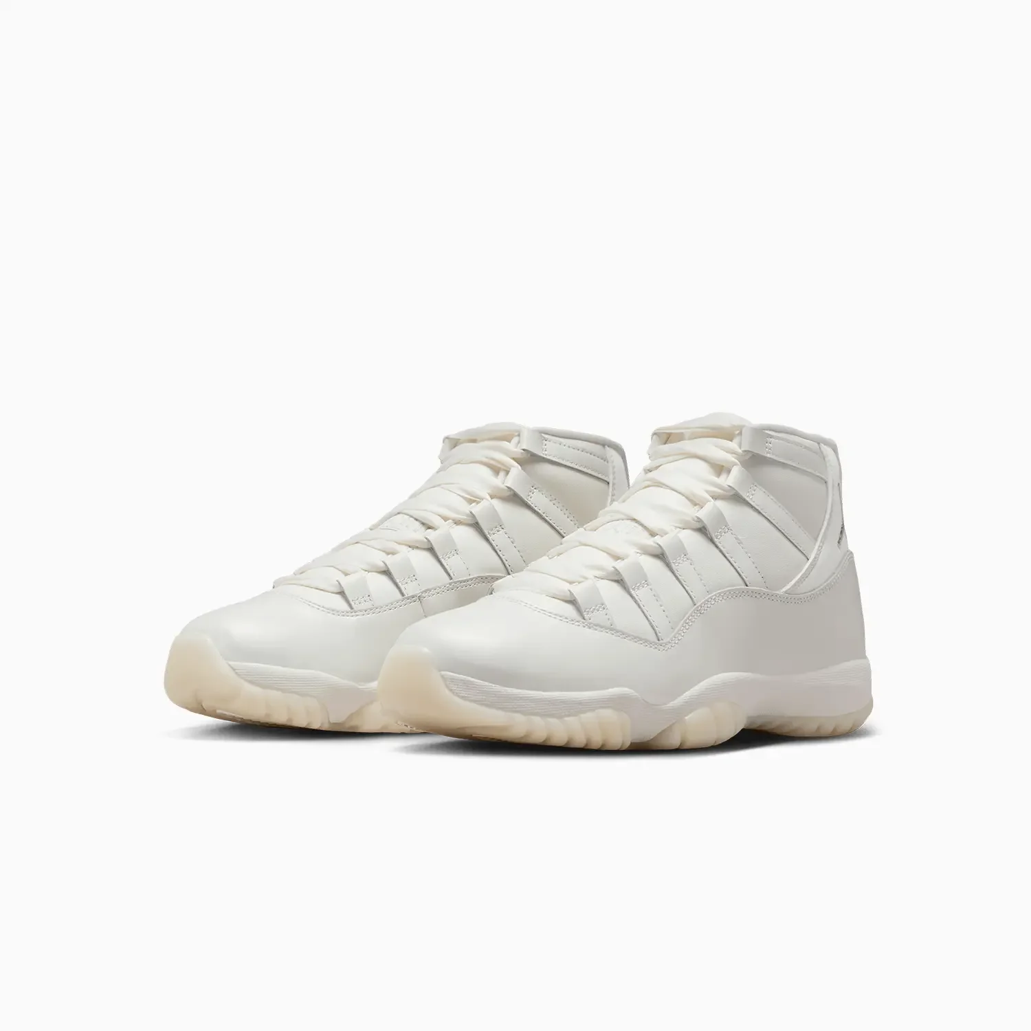 Women's Air Jordan 11 Retro "Pearl" - Image 2