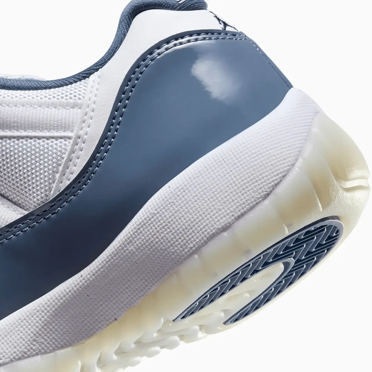 Kid's Air Jordan 11 Retro Low "Diffused Blue" Grade School - Image 8