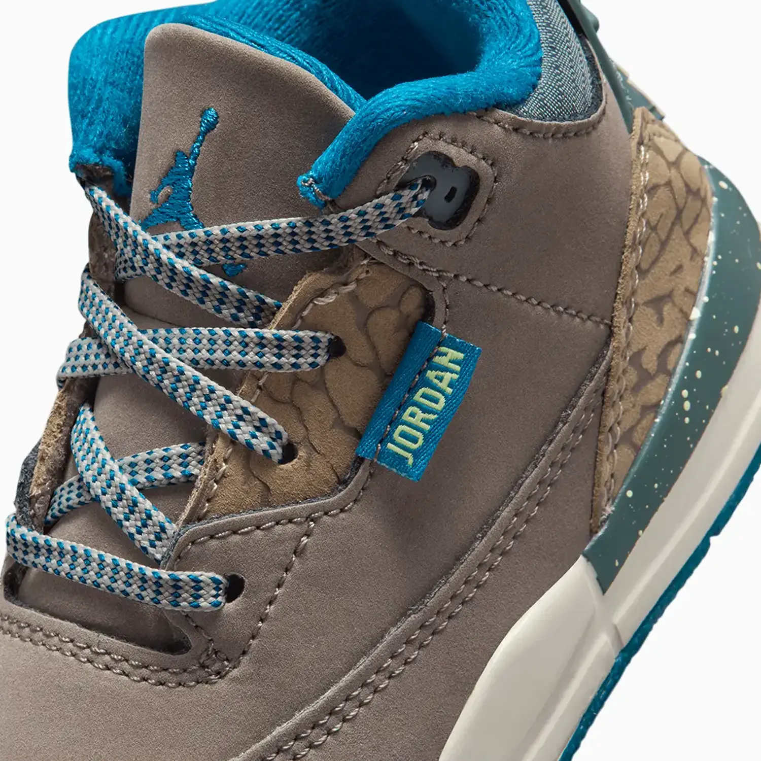 Kid's Air Jordan 3 Retro "Olive Grey" Toddlers - Image 6