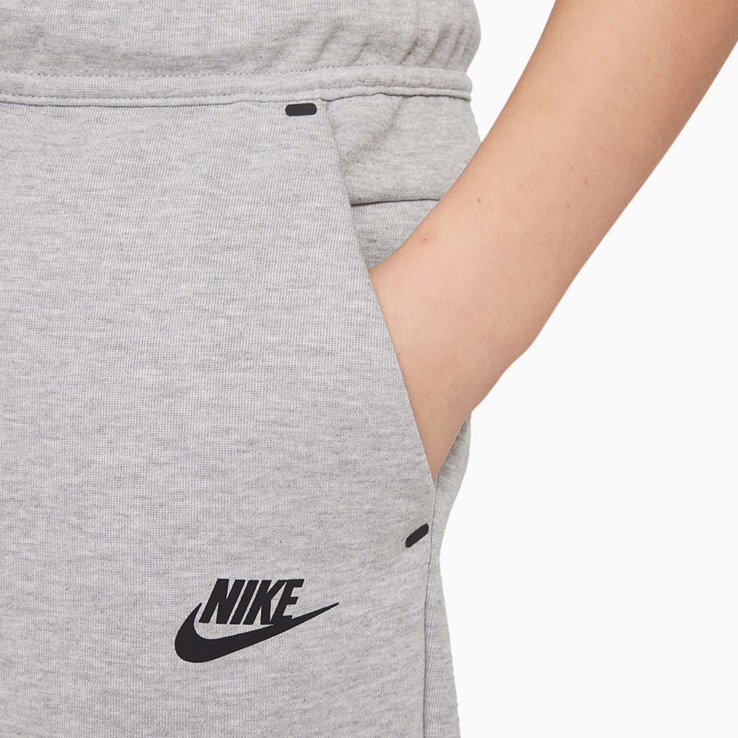Kid's Nike Sportswear T Shirt Just Do It and Shorts Outfit - Image 9