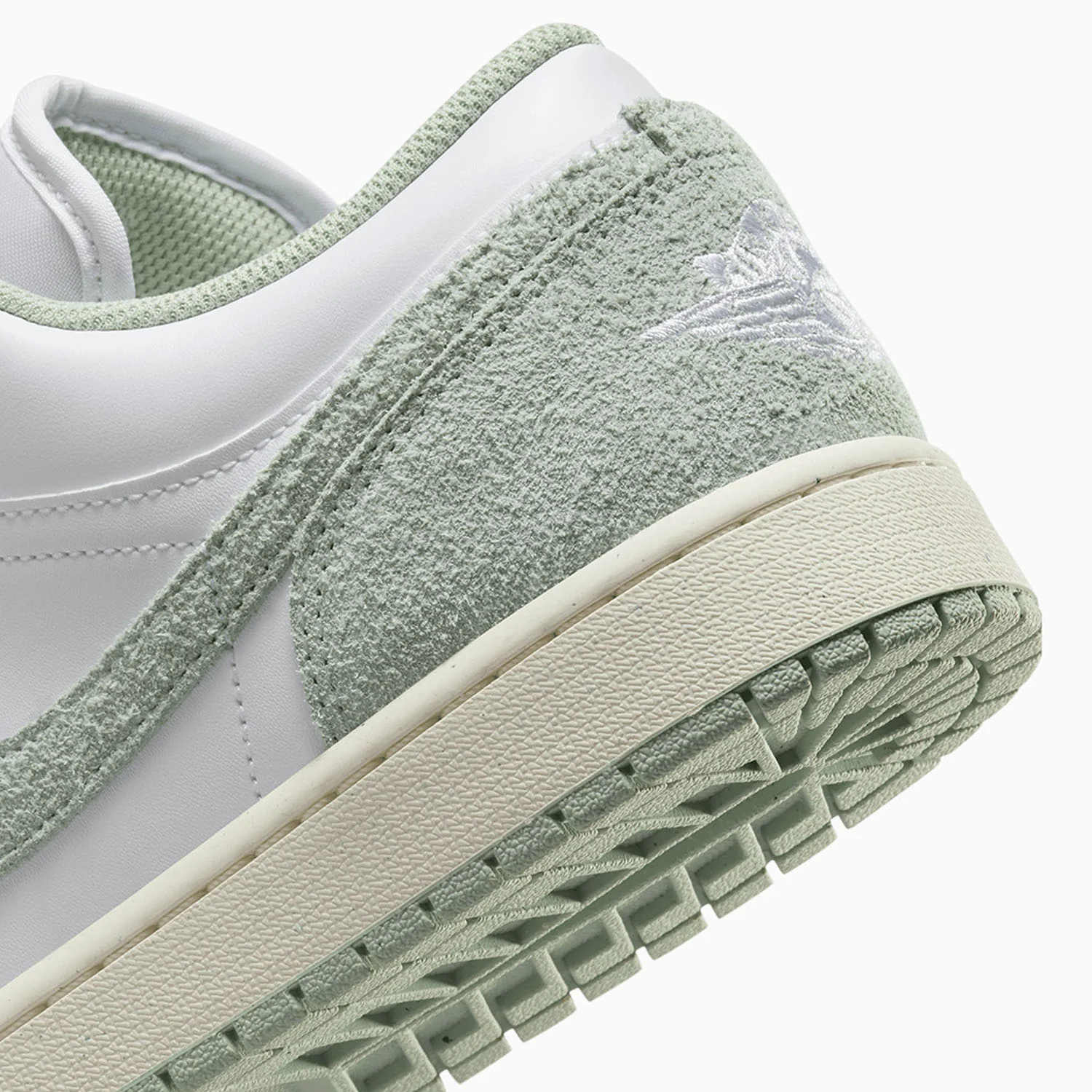 Men's Air Jordan 1 SE "Seafoam" - Image 8