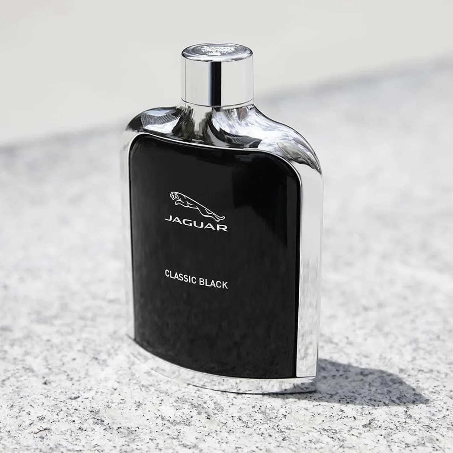 Men's Jaguar Classic Black EDT Spray 3.4 Oz - Image 4