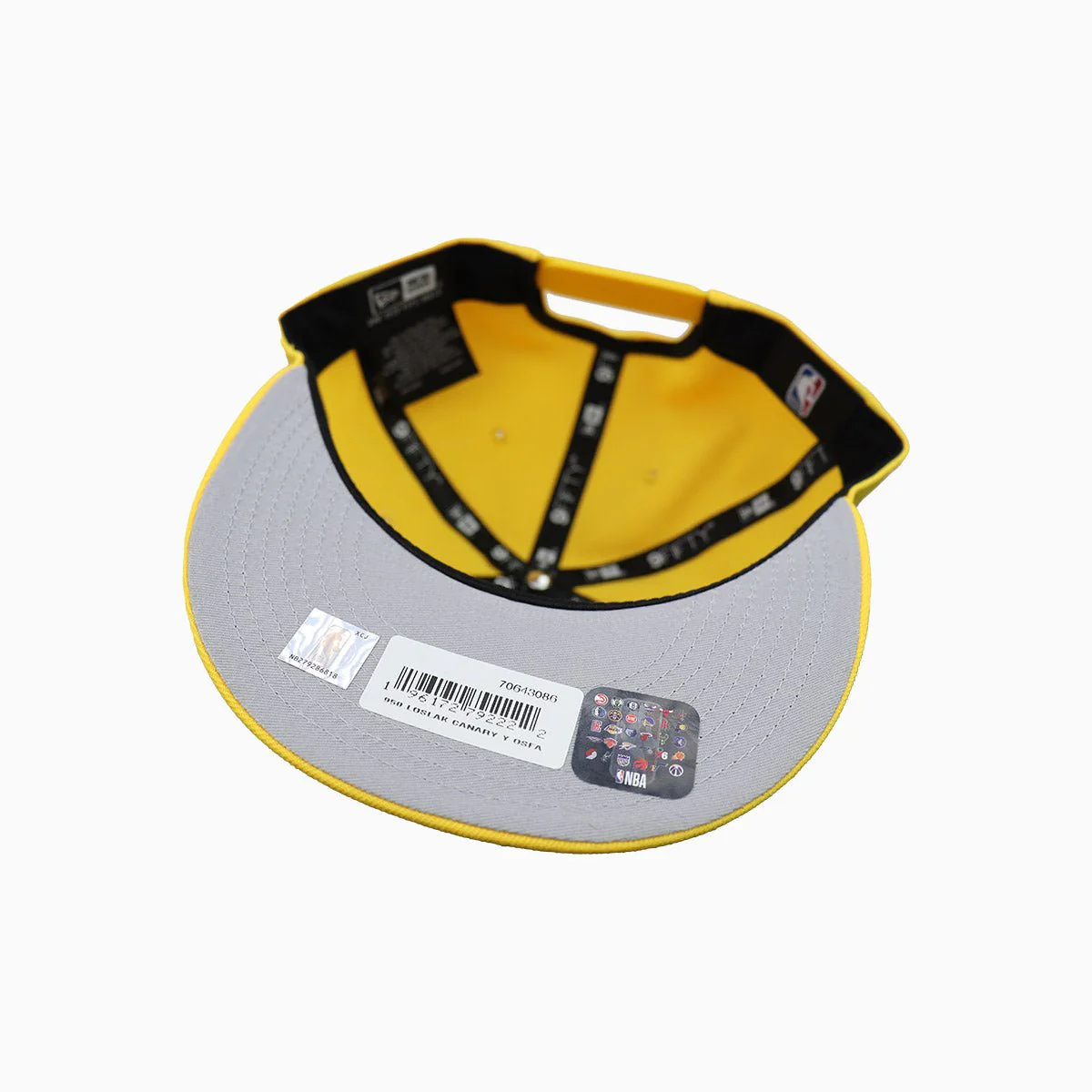 Los Angeles Lakers 17X World Champs NBA 9FIFTY Snapback Hat - Image 7
