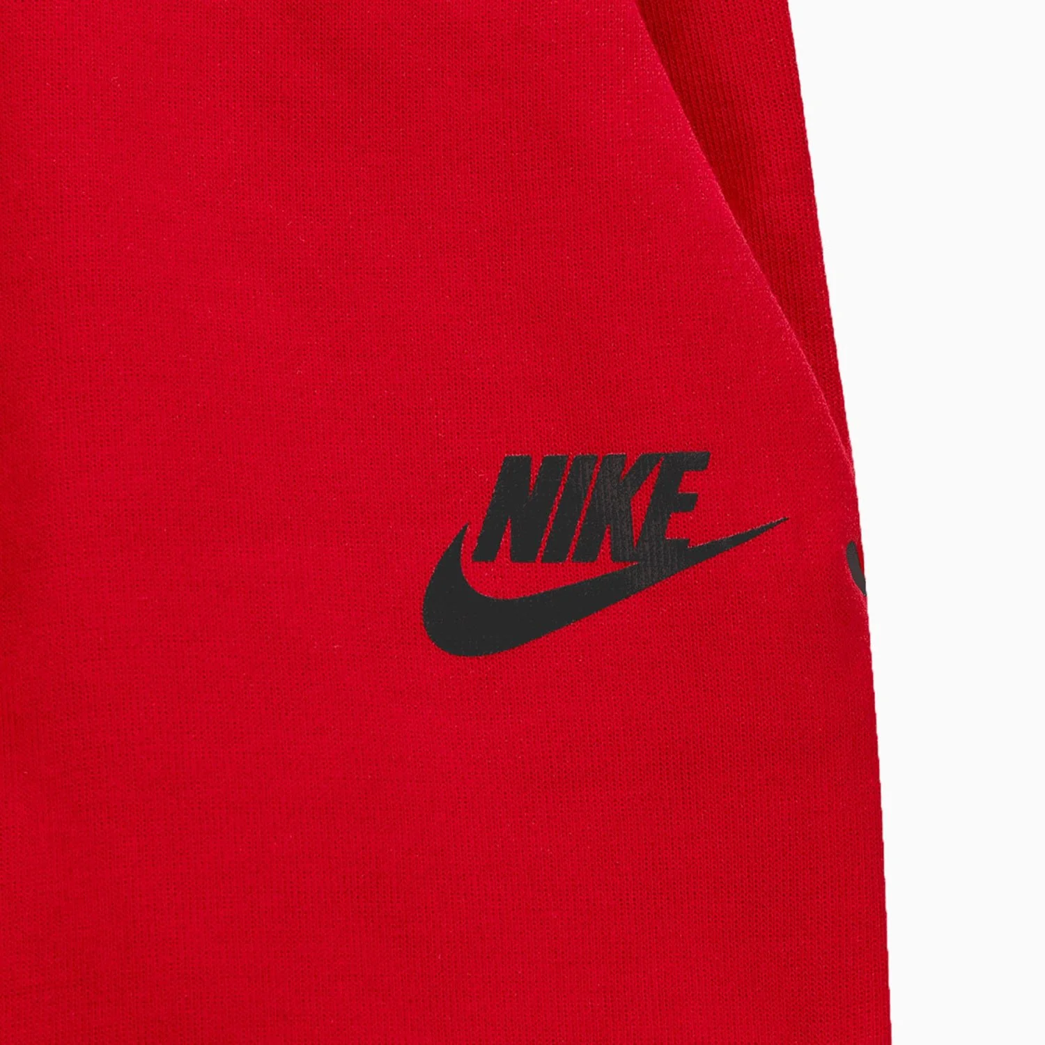 Kid's Nike Tech T Shirt And Shorts Outfit - Image 7
