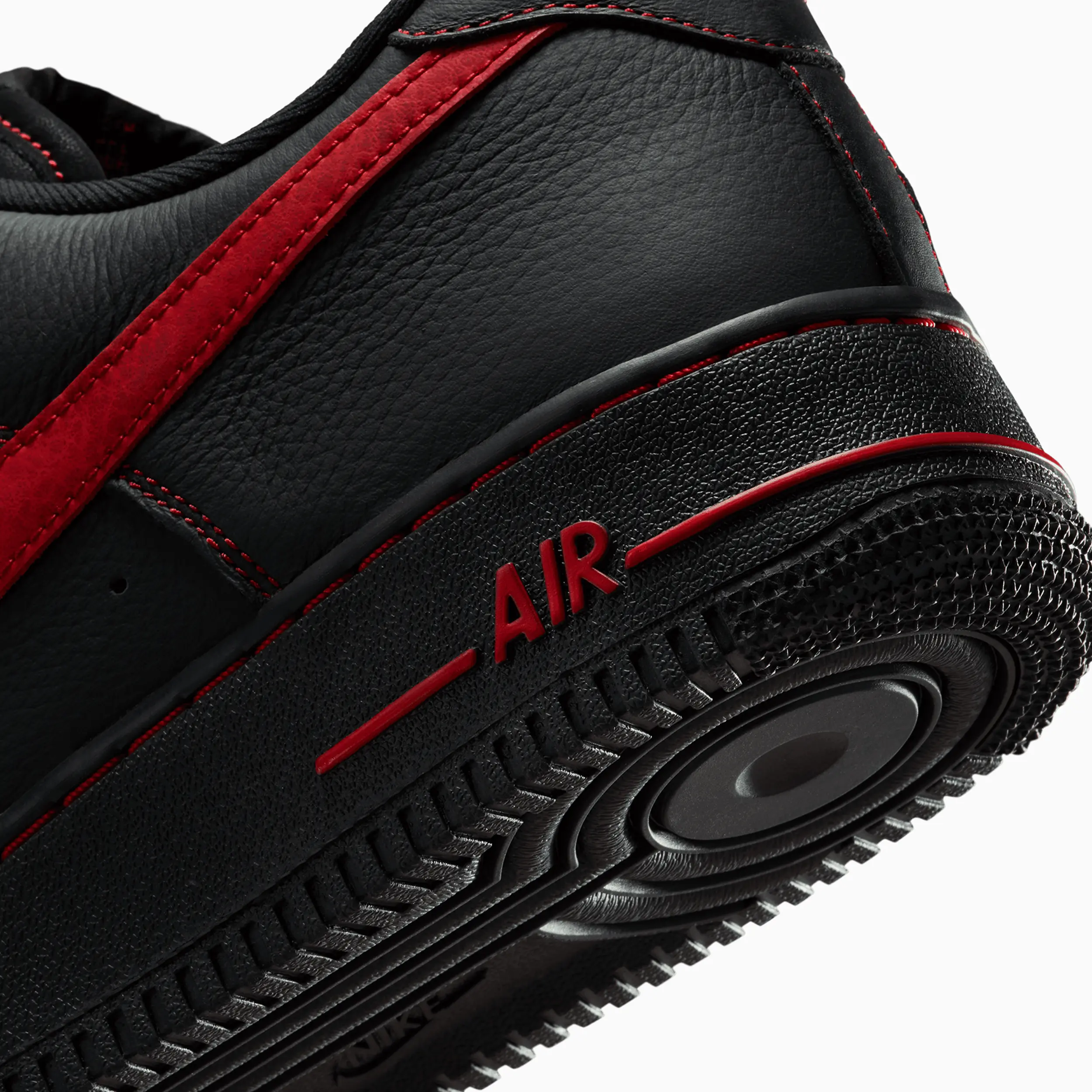 Men's Air Force 1 '07 LV8 "Bred" - Image 8