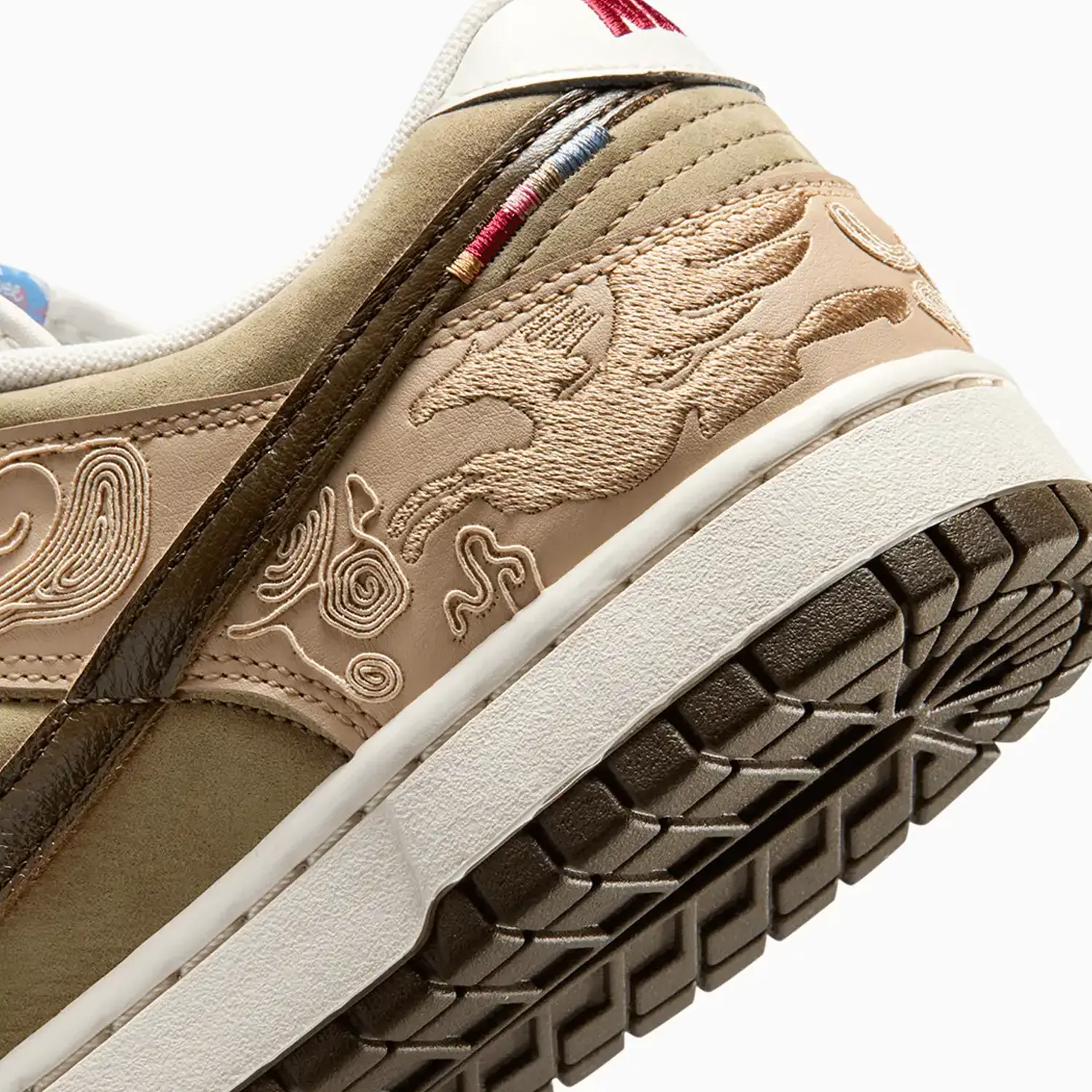 Men's Dunk Low LNY "Pegasus Pack Linen Phantom" - Image 8
