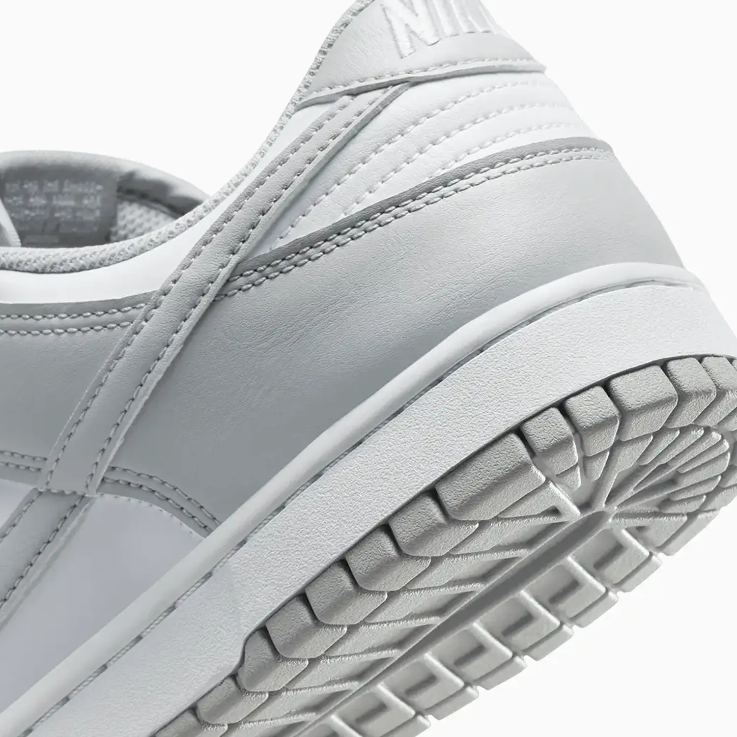 Men's Dunk Low Retro - Image 8
