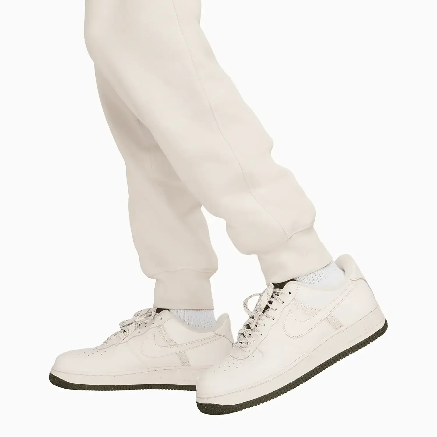 Men's Sportswear Club Fleece Outfit - Image 10