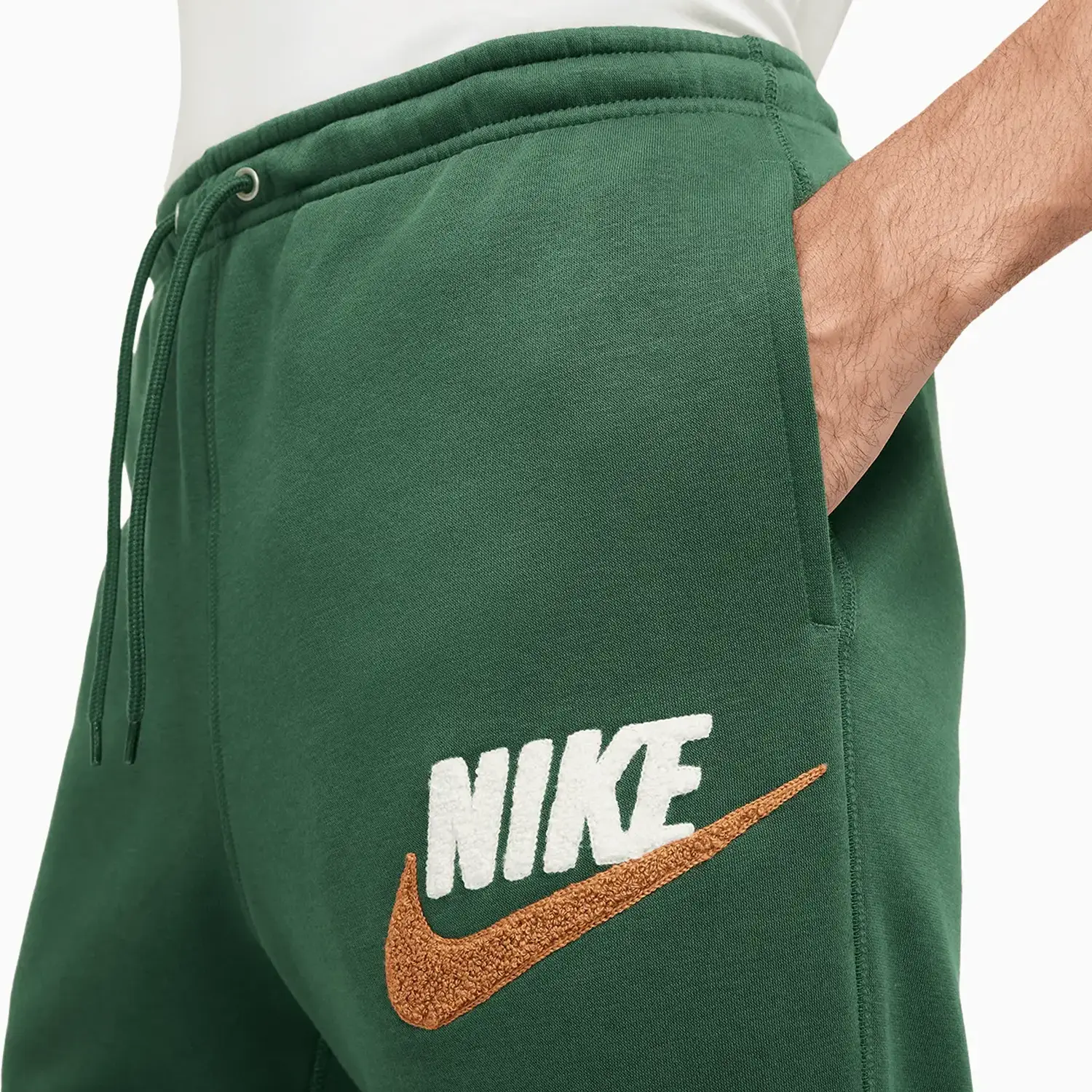 Men's Sportswear Club Fleece Outfit - Image 11