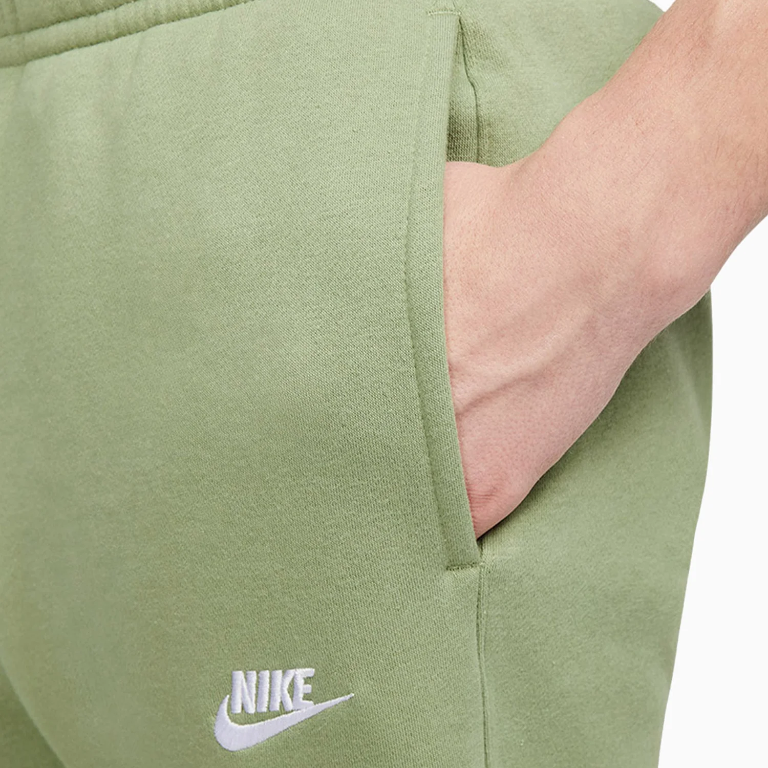 Men's Sportswear Club Outfit - Image 7