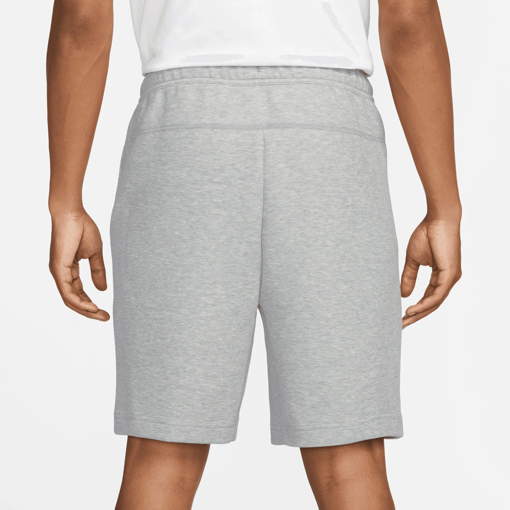 Men's Sportswear Club T-Shirt and Shorts Outfit - Image 5