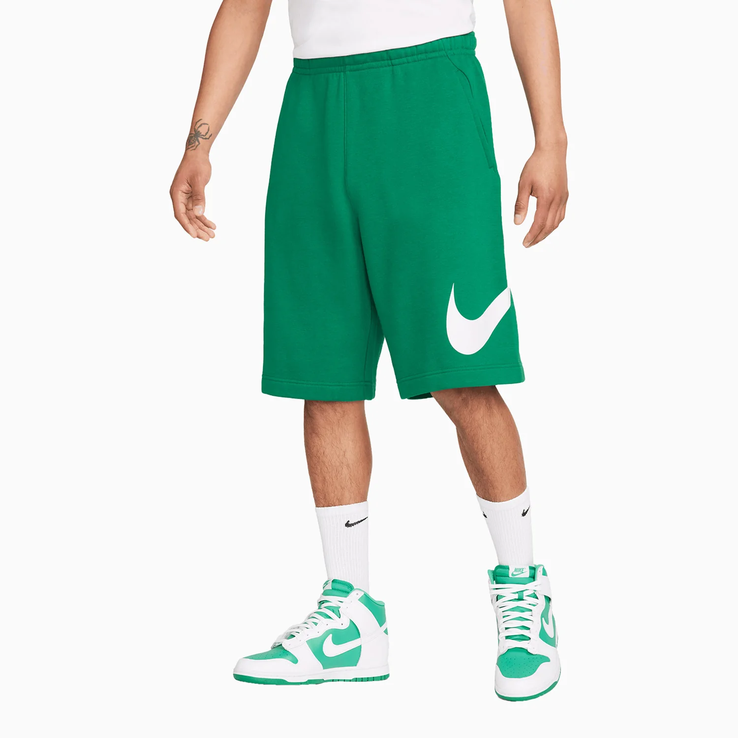 Men's Sportswear T-Shirt And Shorts Outfit - Image 2