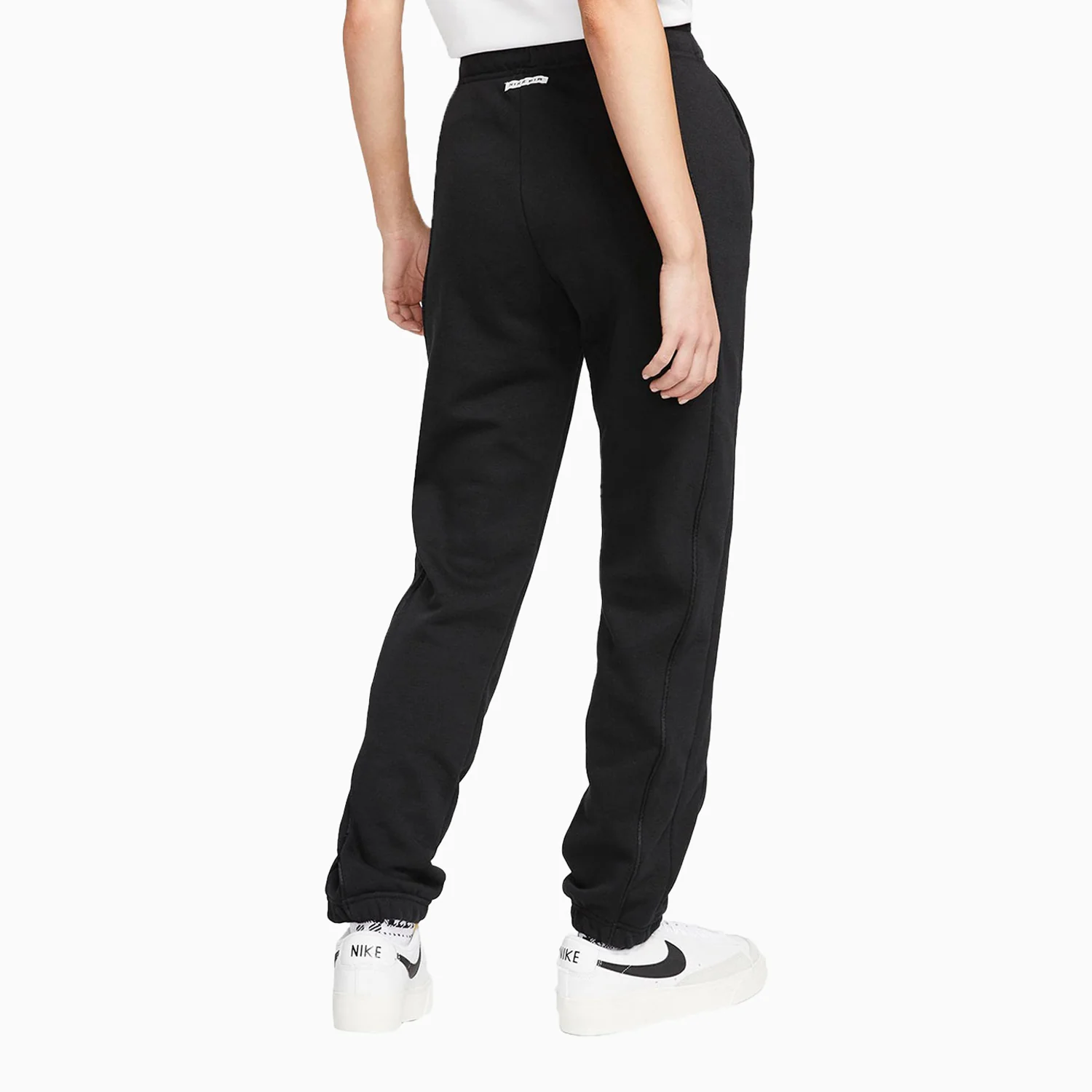 Women's Air Mid-Rise Outfit - Image 4