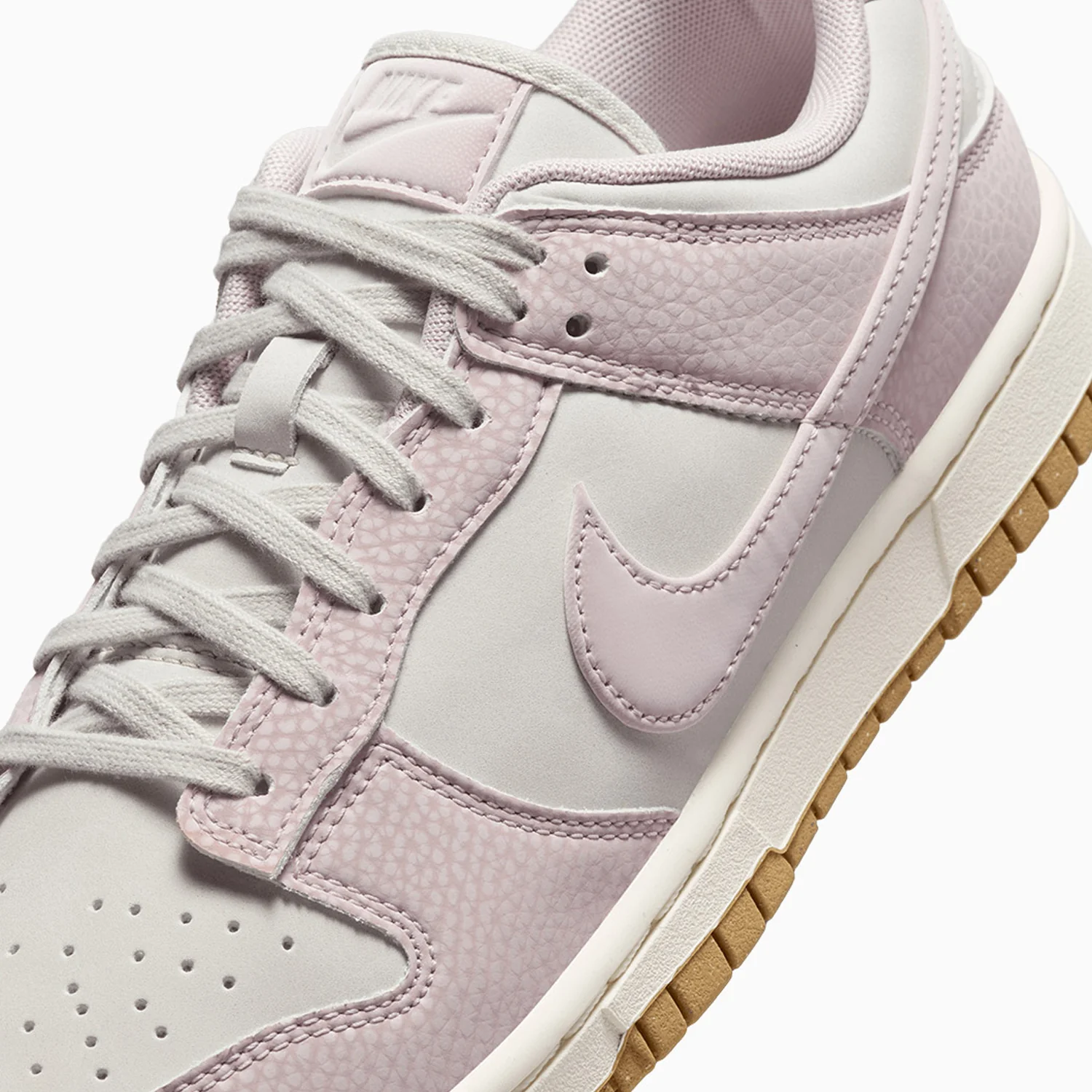 Women's Dunk Low Premium Next Nature "Platinum Violet" - Image 9