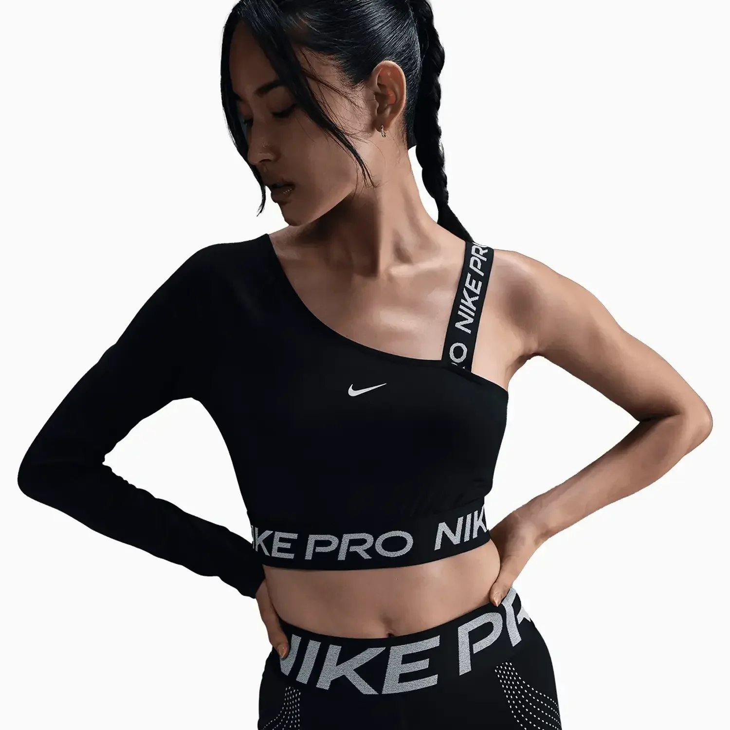 Women's Pro Shine Dri-FIT Outfit - Image 4