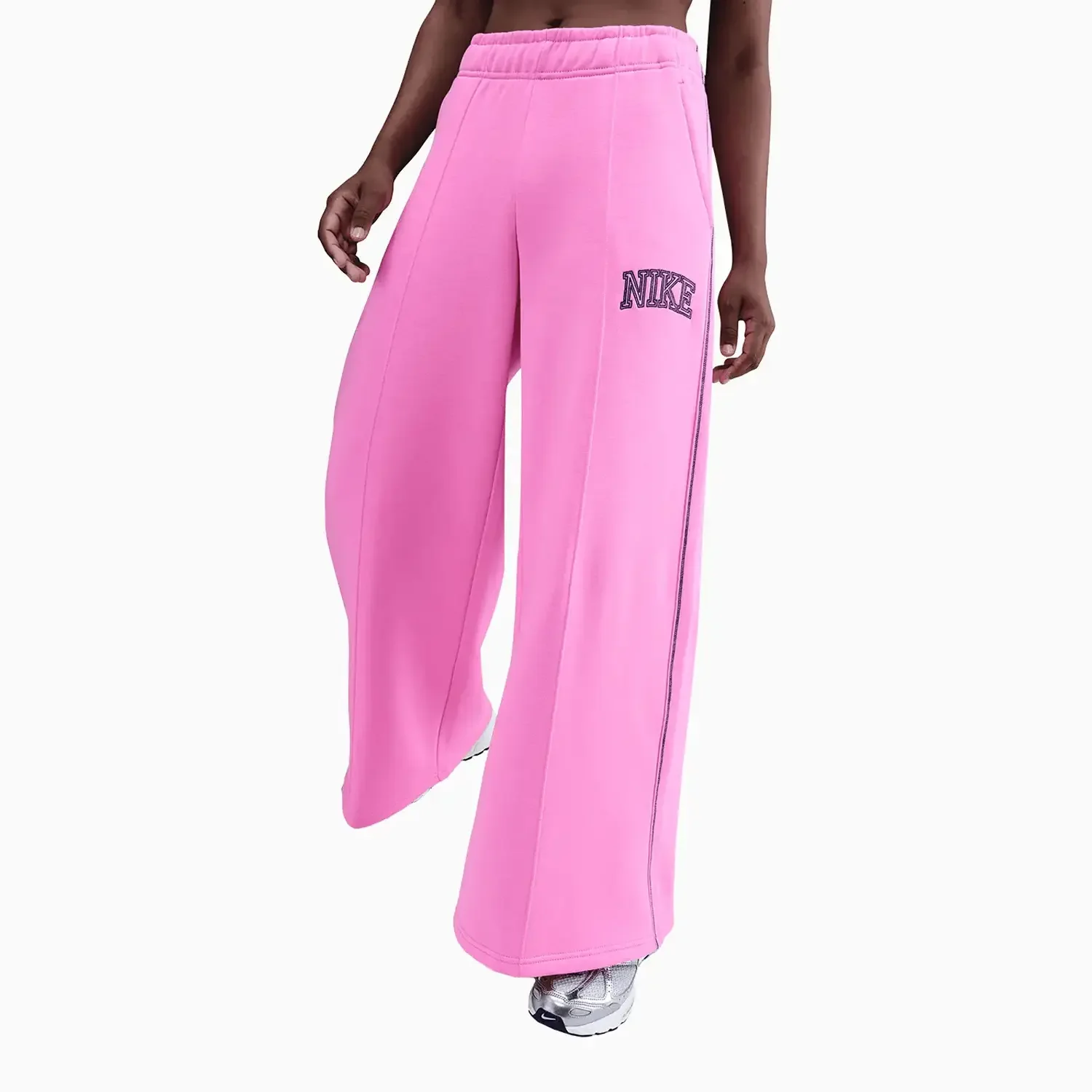 Women's Sportswear Phoenix Fleece Outfit - Image 11