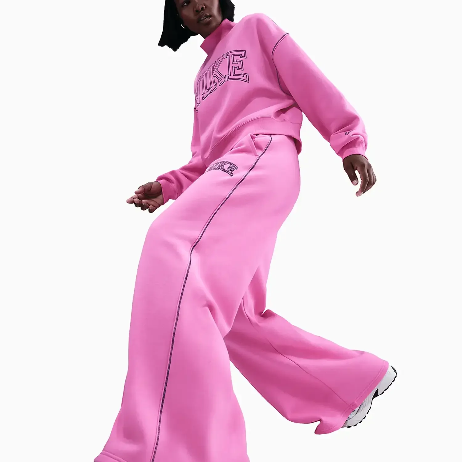 Women's Sportswear Phoenix Fleece Outfit - Image 6