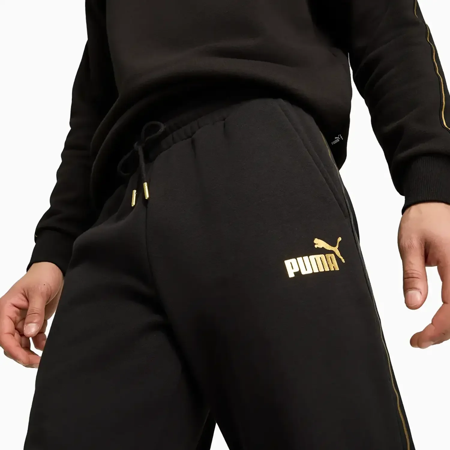 Men's ESS Tape Minimal Gold Outfit - Image 9