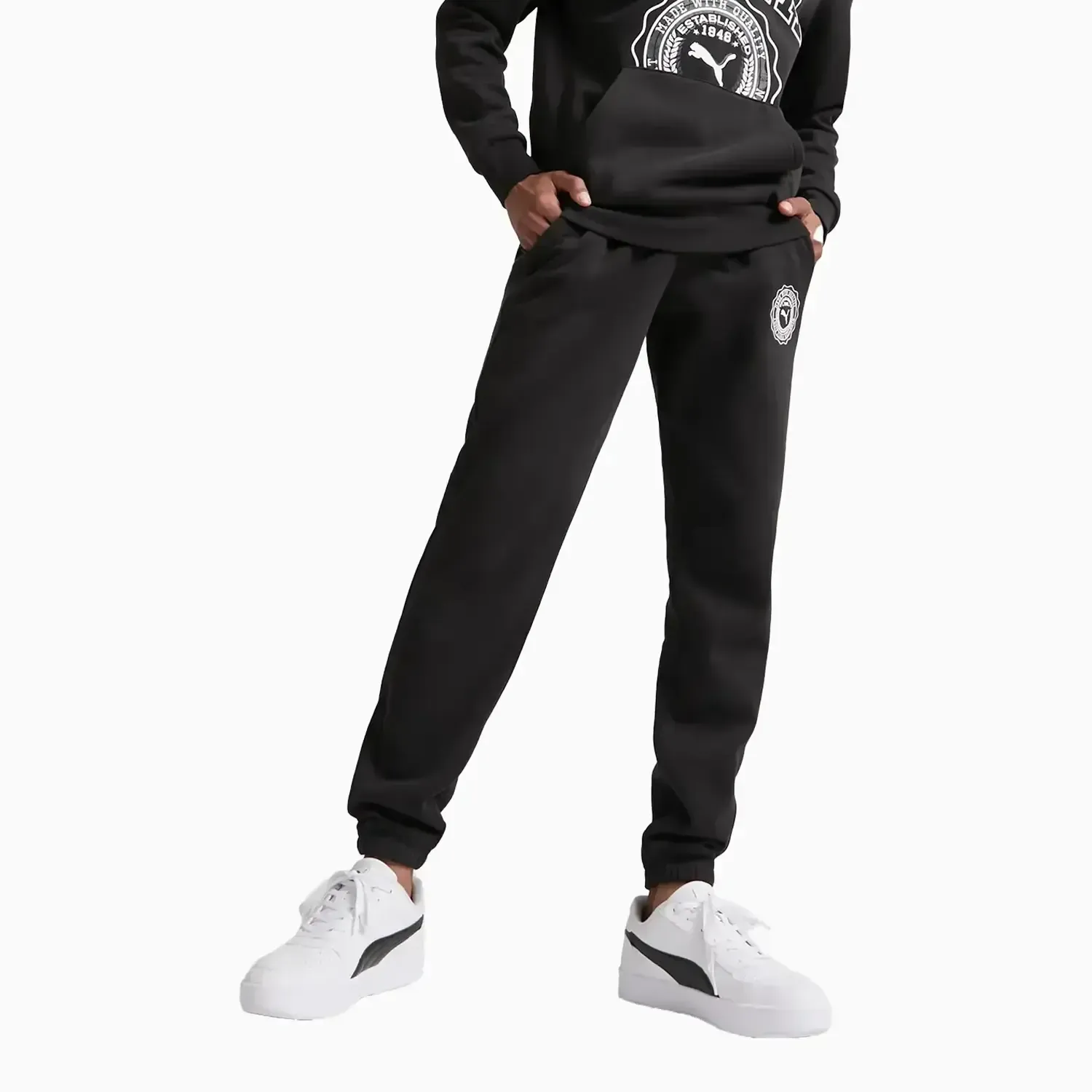 Men's Vintage Sport Outfit - Image 2