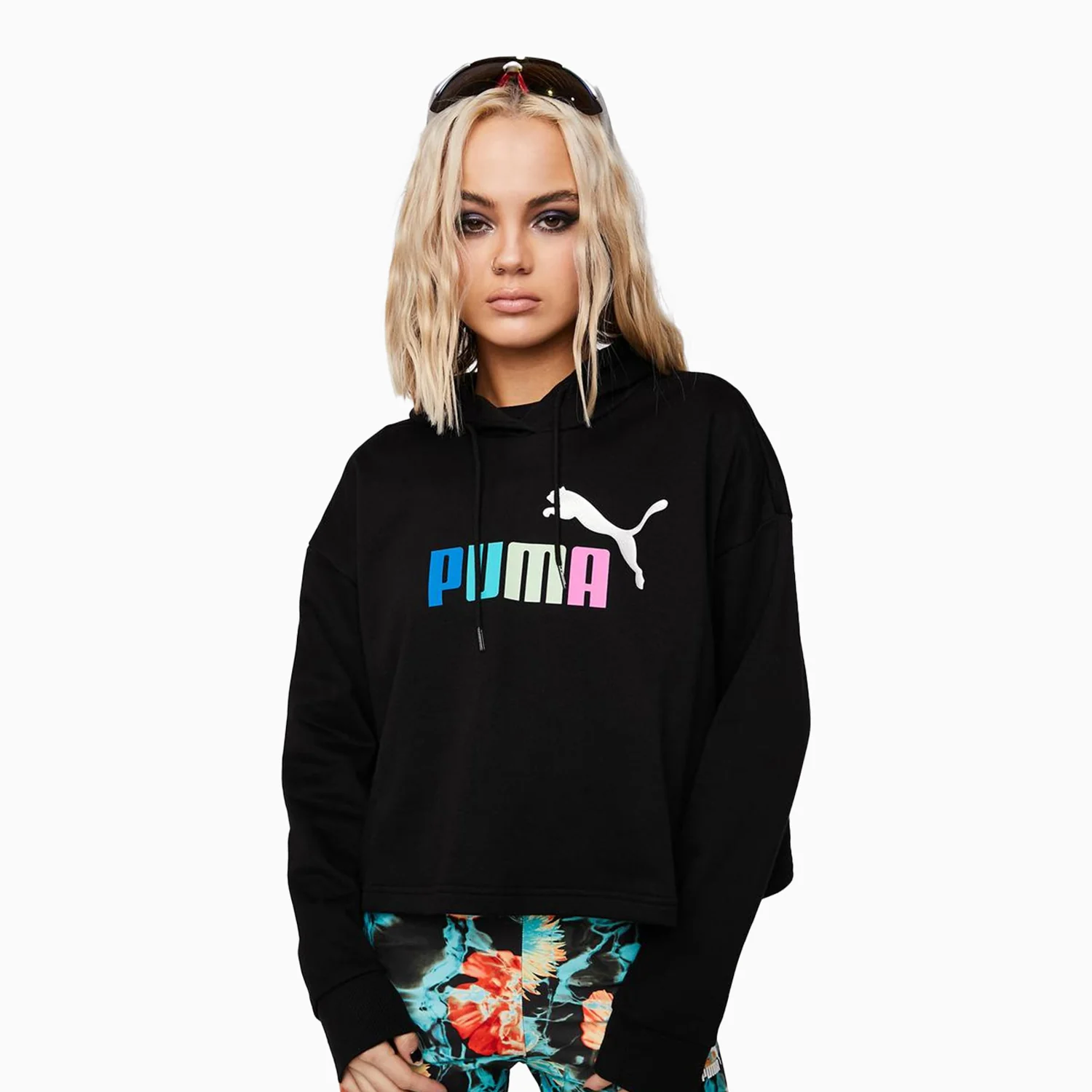 Women's Essentials Logo Outfit - Image 5
