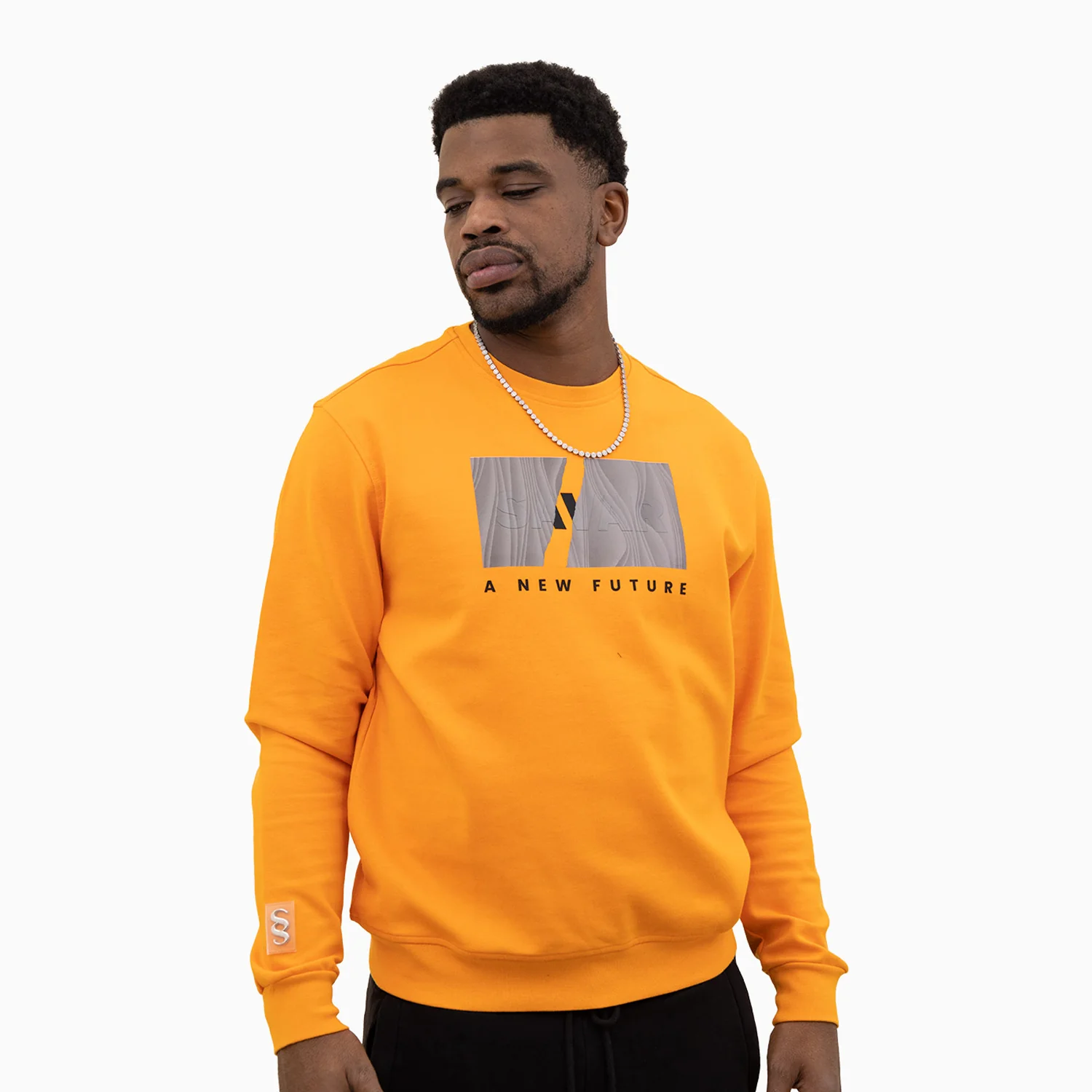 Men's Emboss Logo Crew Neck Sweatshirt - Image 4