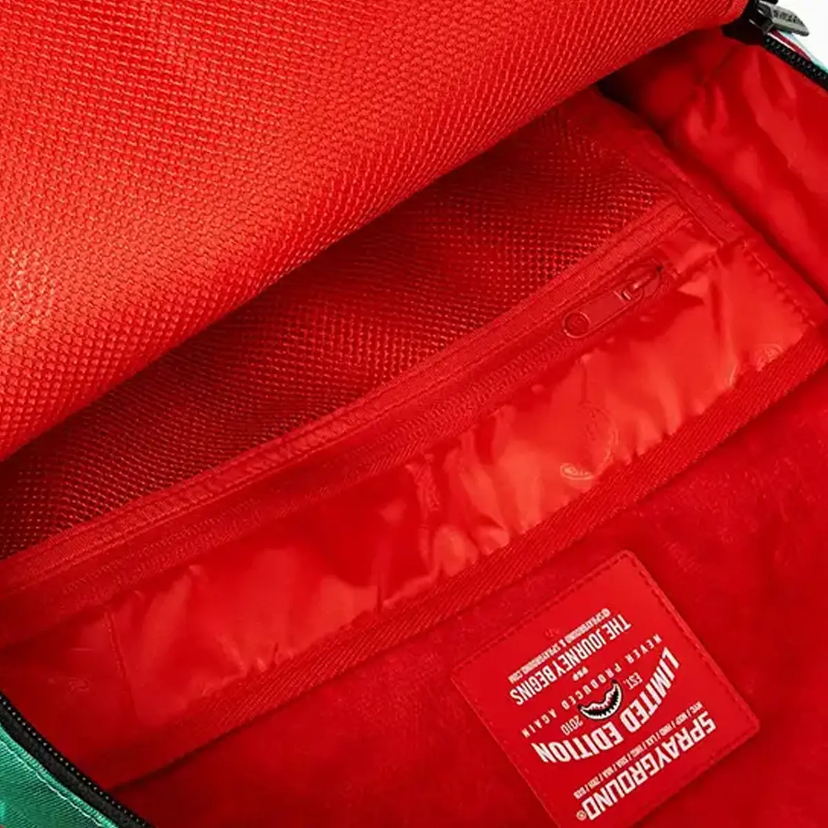 Angry Birds Pig Mountain Backpack - Image 8