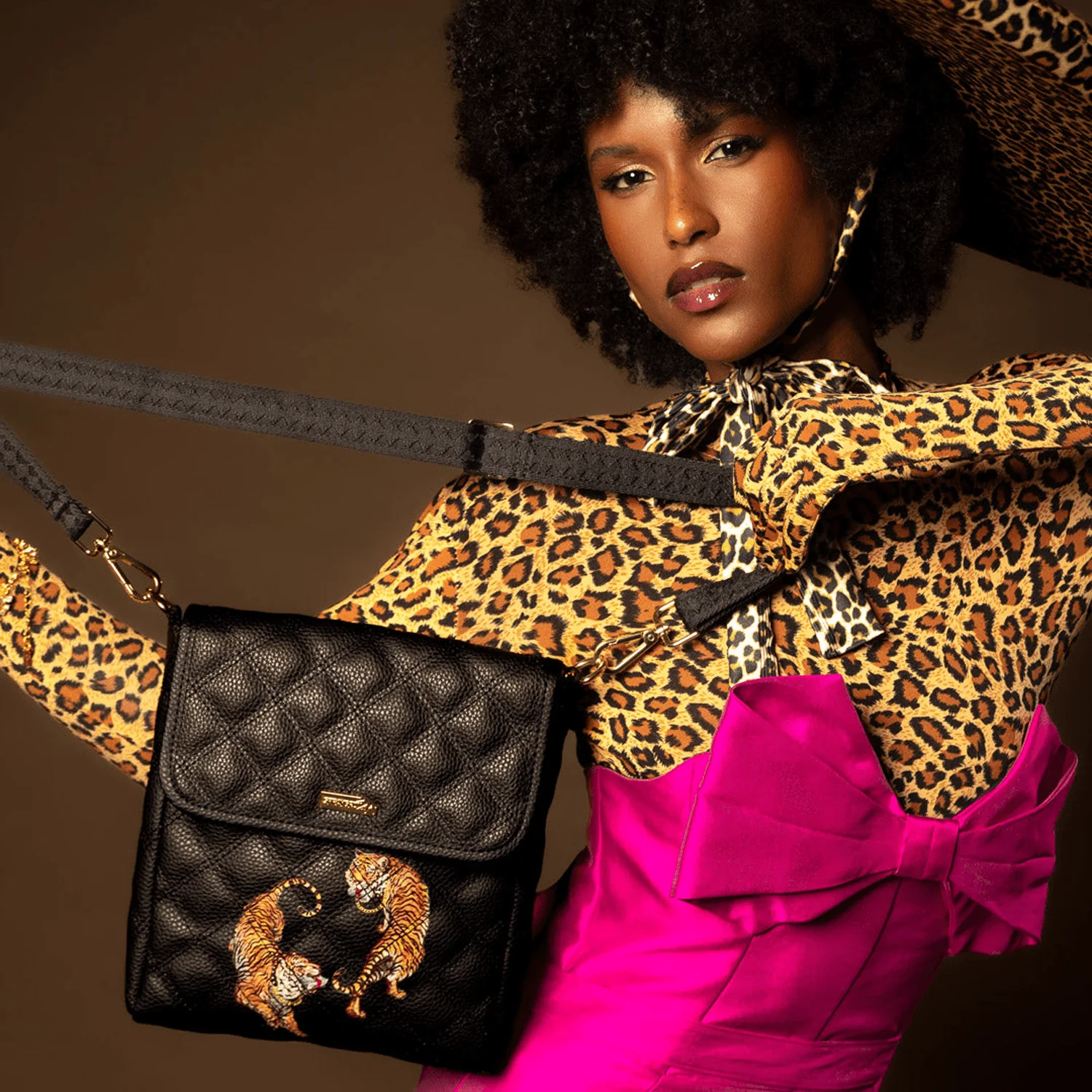 Women's Money Tigers Messenger Sling Handbag - Image 8