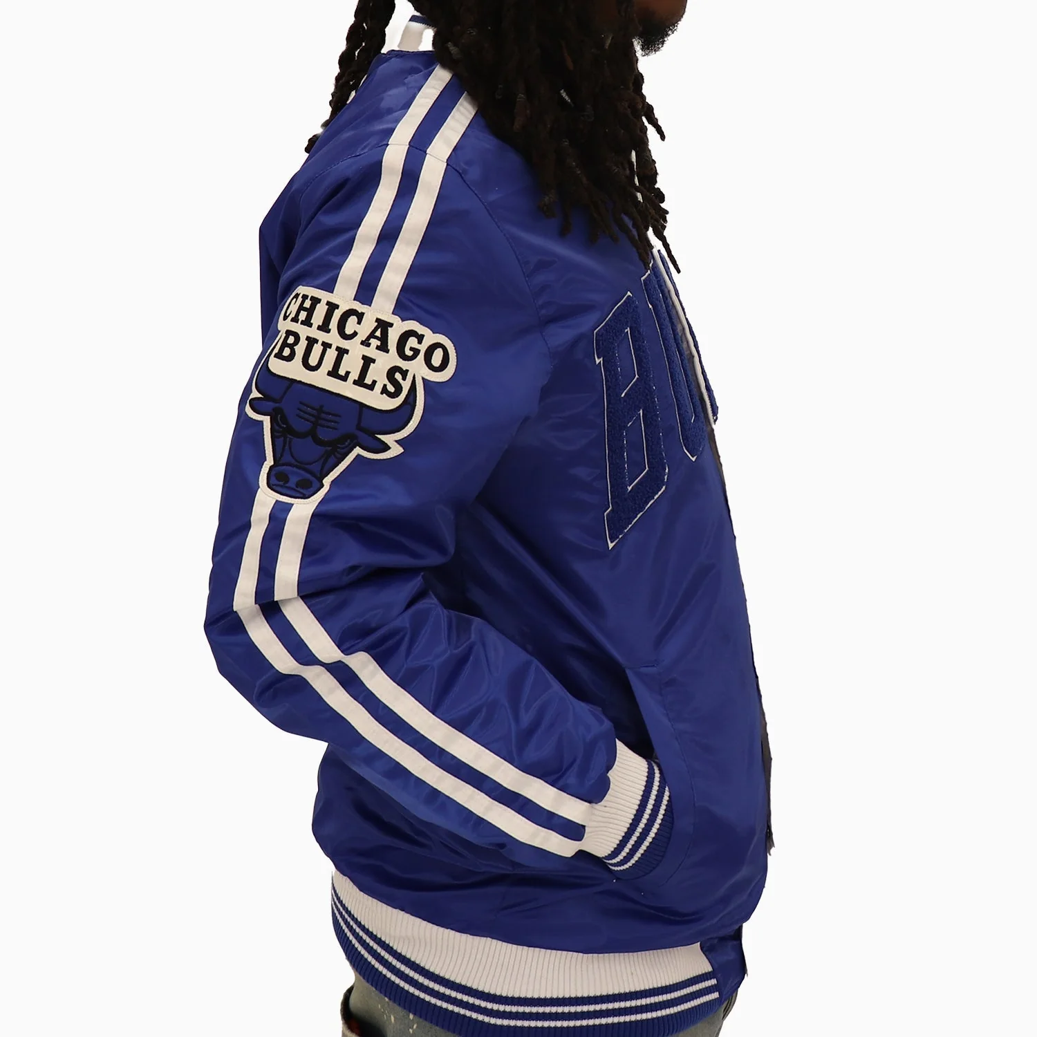 Men's Chicago Bulls NBA Varsity Satin Jacket - Image 3
