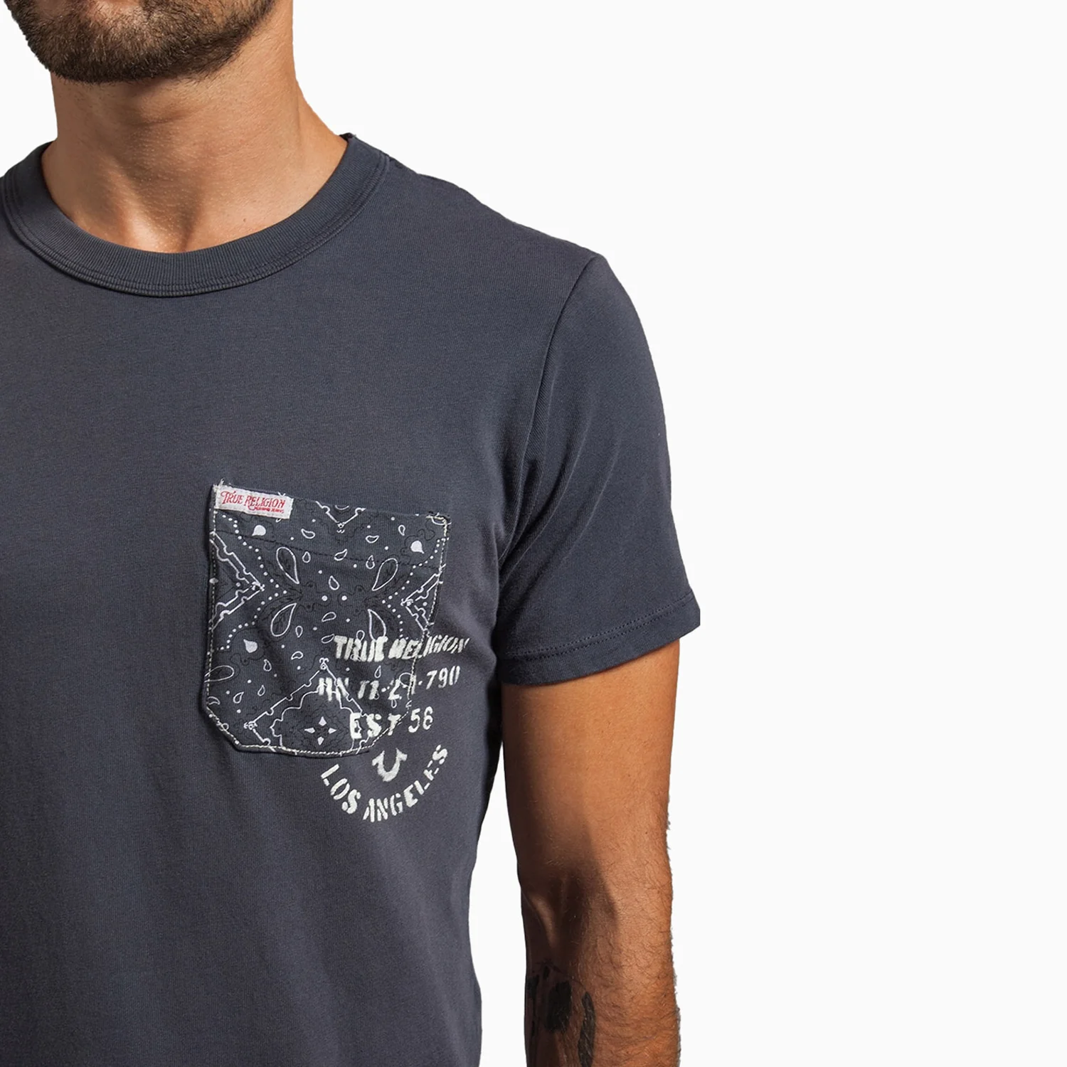 Men's Bandana Buddha Pocket T Shirt - Image 4