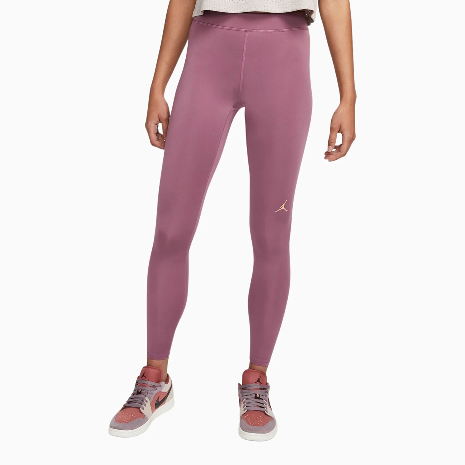 Women's Jordan Essentials Outfit - Image 3
